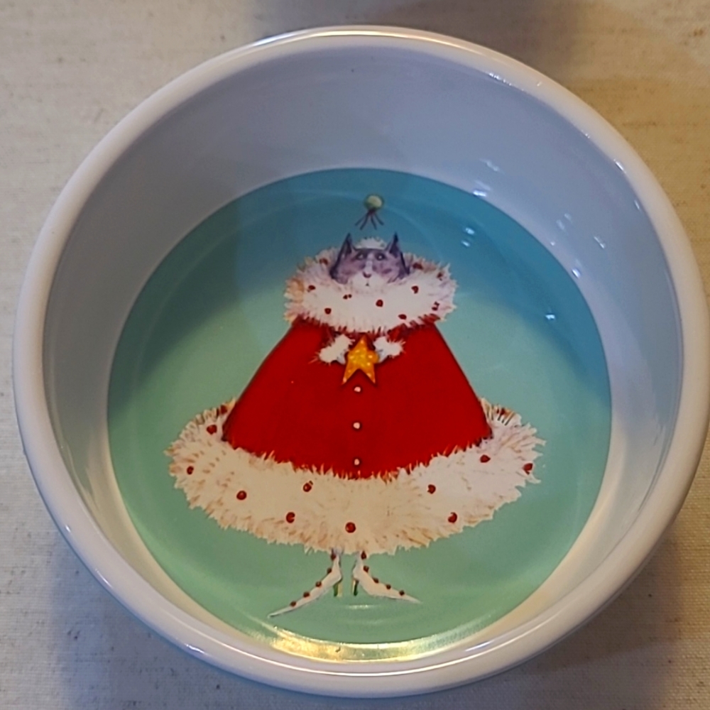 Dept 56 Cat Bowl